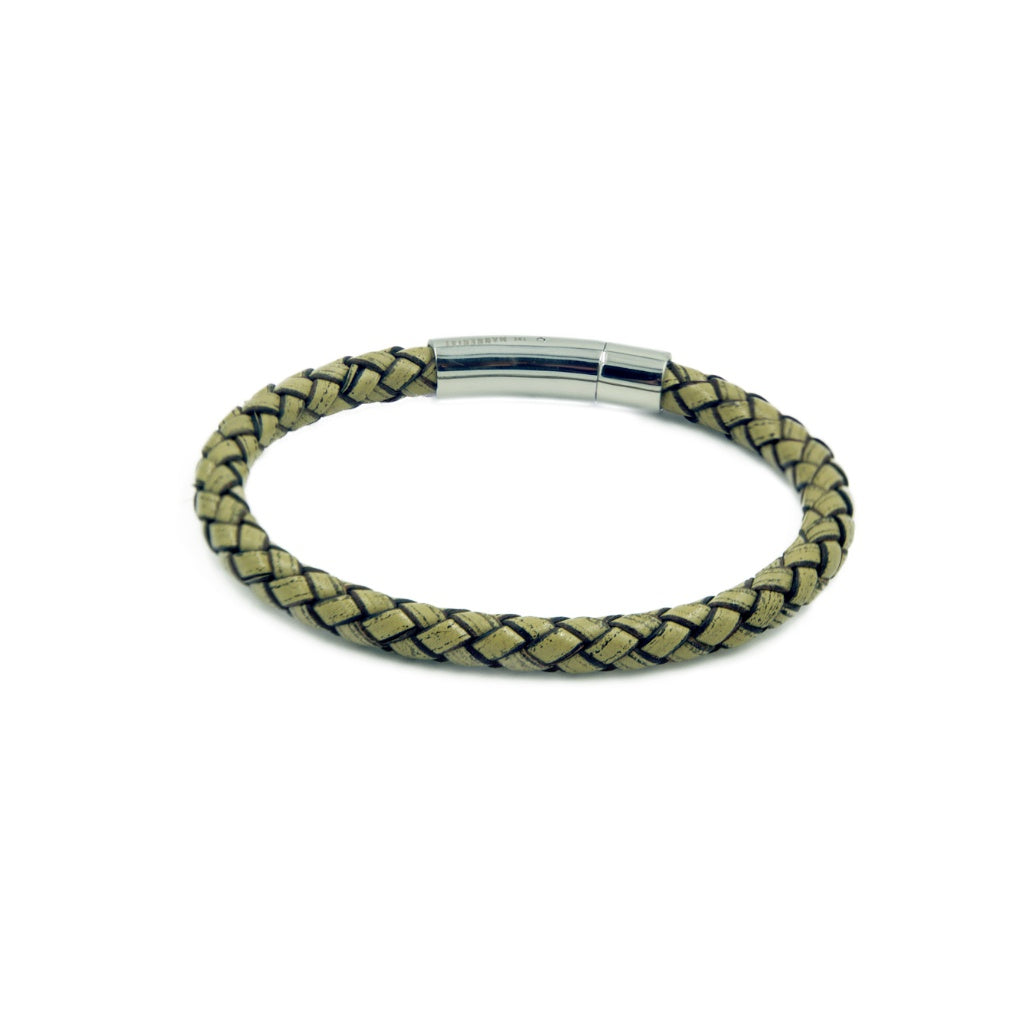 Men's rope-style slim beige bracelet with a quick release stainless mannerist branded steel clasp. 